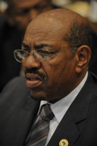 Le président soudanais Omar El-Béchir avait quitté librement l'Afrique du Sud au mois de juin, alors qu'il était recherché pour génocide et crimes de guerre.